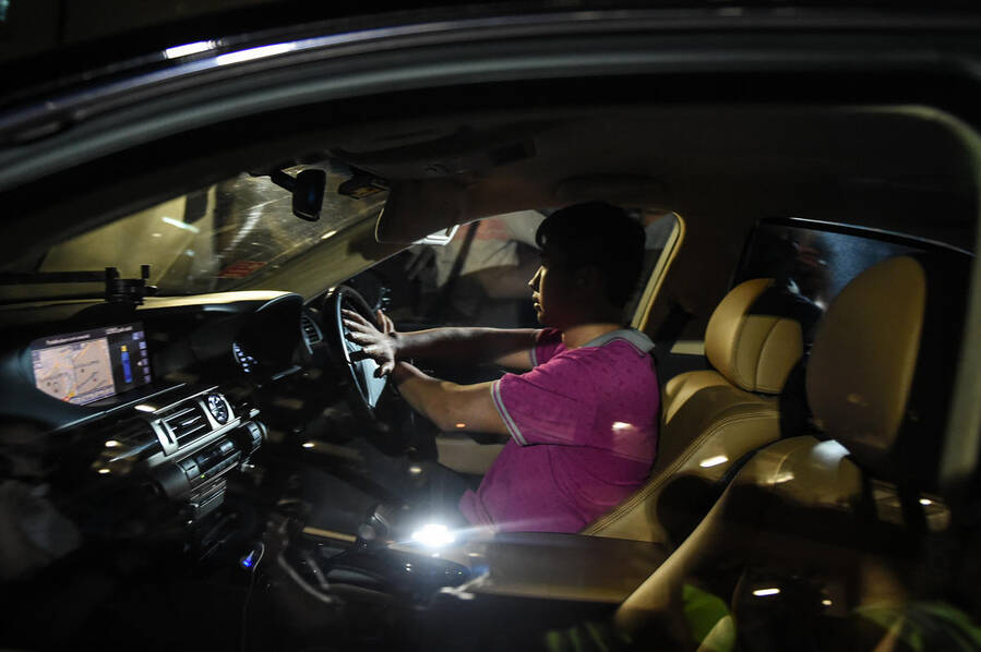 朝鲜大使驾多辆豪车索要金正男遗体 马来同意(图)