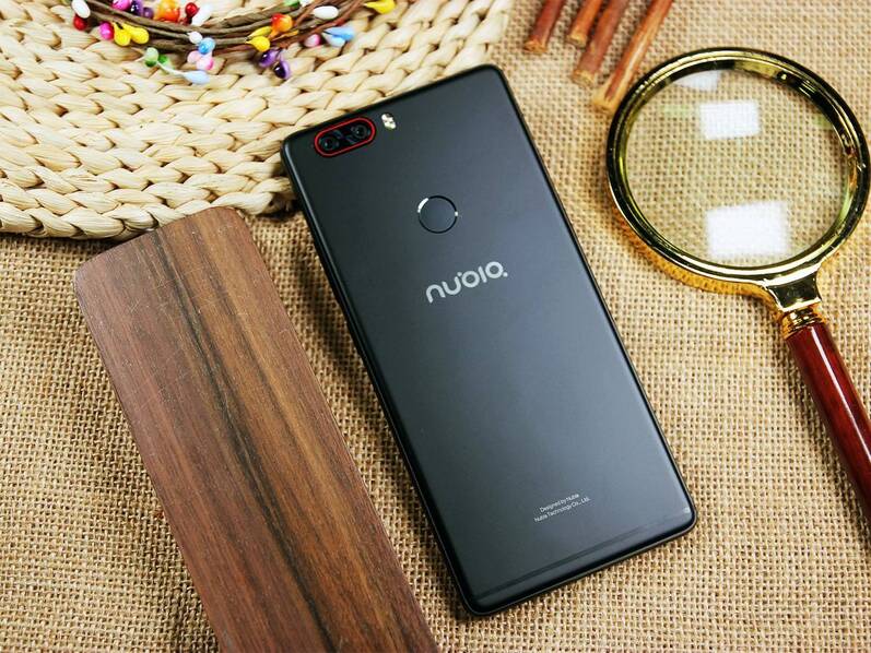 后置三摄像头!努比亚Z18概念图曝光|数码前沿