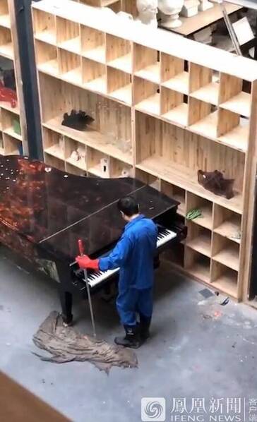 点击图片看原样大小图片