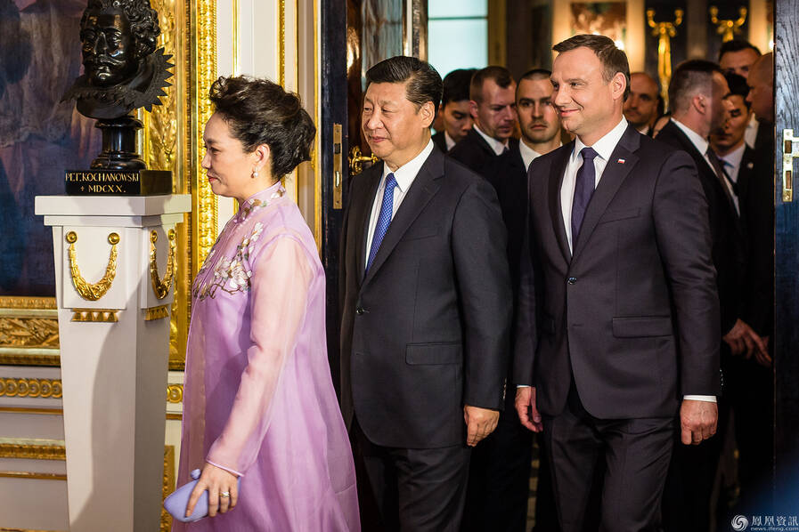 习近平彭丽媛出席波兰总统举行的欢迎晚宴(组图)