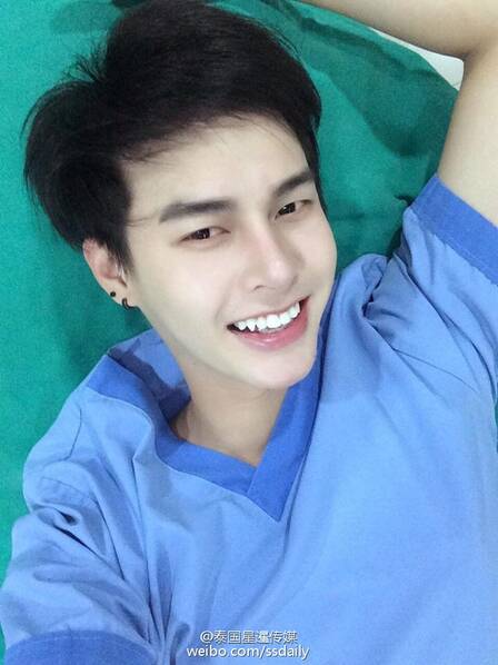 泰国一男子完美做到“男帅女美” 无缝转换(组图)