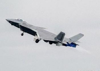 一架歼-20战机的价格是多少钱?网友:猜出就知