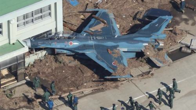 号称“平成零战”，日本F-2与中国歼10谁是亚洲天空的王者