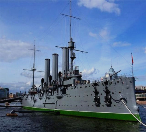 "阿芙乐尔"号,在十月革命中,是充满希望的巡洋舰吗?