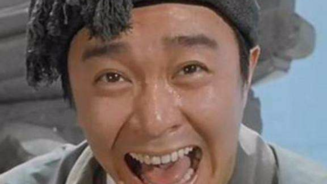 周星驰传人凤事起阳法网络爆红魔性笑声迷倒萌妹子