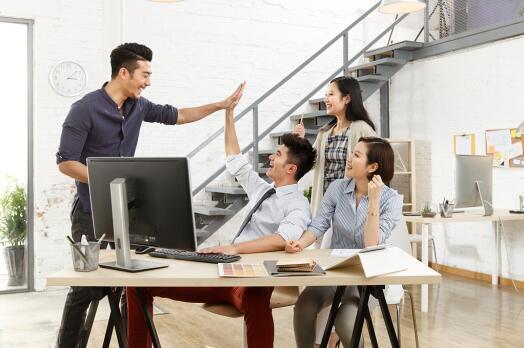 迈知教育:引领学员迈好职场第一步-场第一步-商