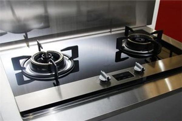 一打火老容易灭?维修师傅告诉你几招,燃气灶再