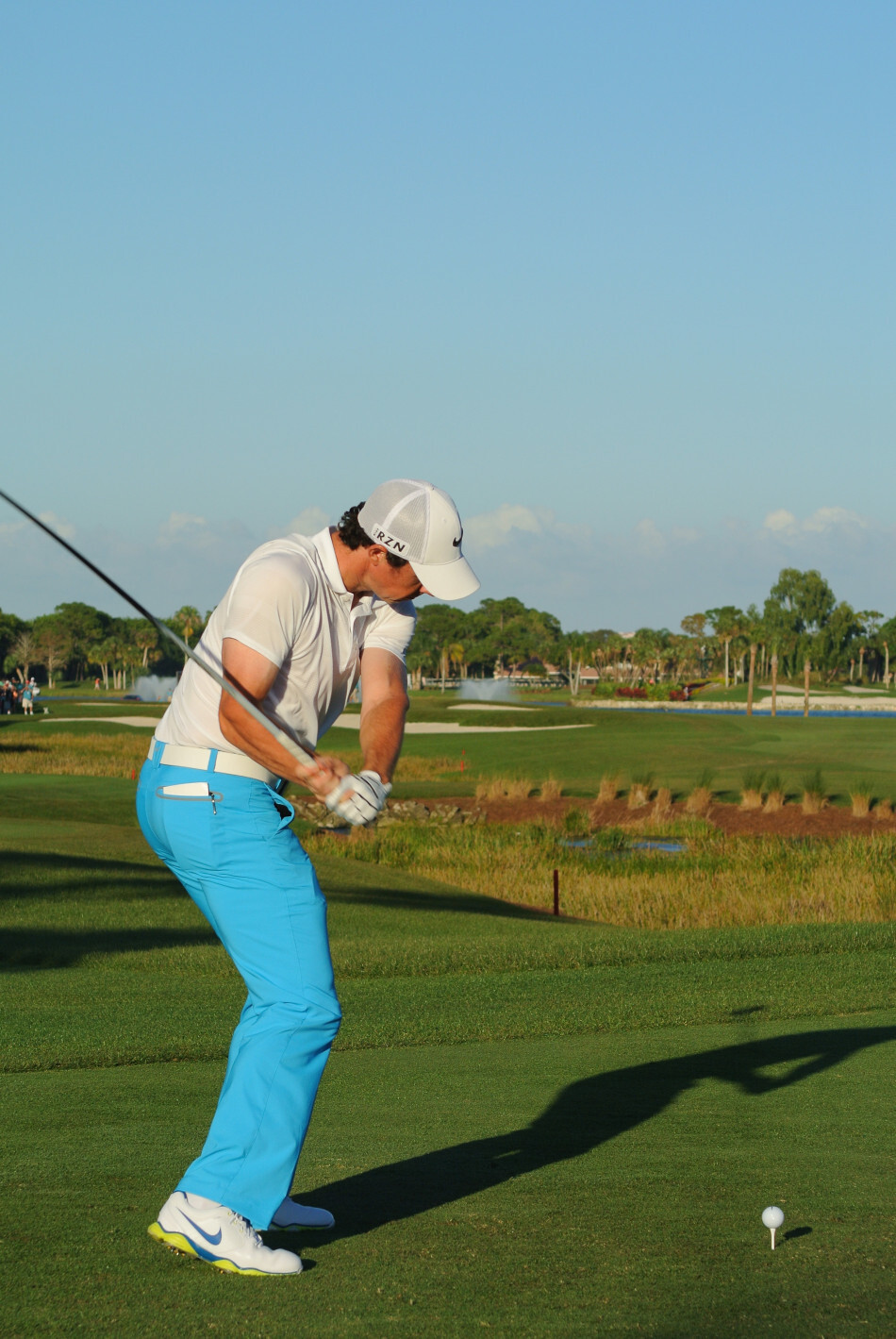 连续动作|珍贵图片!三年前麦克罗伊一号木挥杆长这样