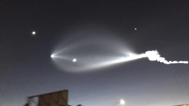 Spacex成功完成今年最后一次火箭发射