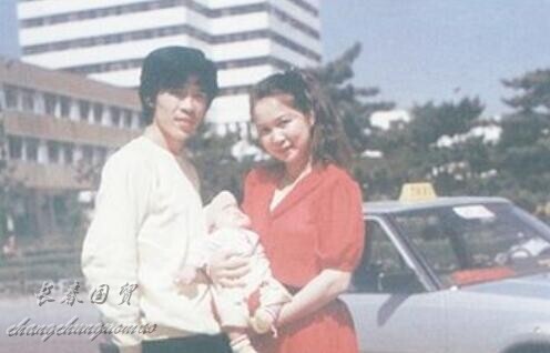 但这个传闻被丁秋星亲口否认了,根本没有这回事儿,都是他们编的.