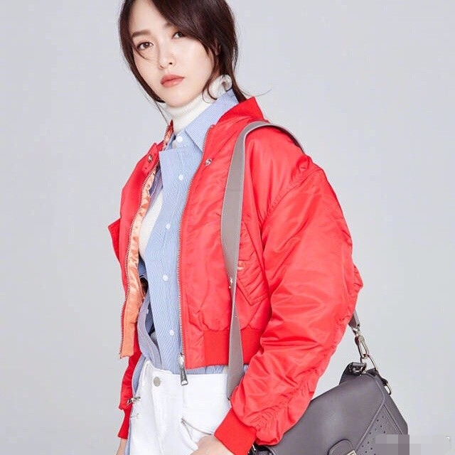 四位女明星穿飞行夹克撞衫,宋茜陈乔恩的穿法让你get不来