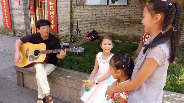 抖音神曲闽南歌,这个男人一开口,妹子情不自禁