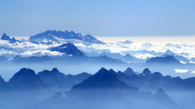 如何快速的用PS把照片制作成超逼真素描效果