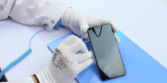 华为P20 Pro拍照为什么强?拆下手机后盖一探