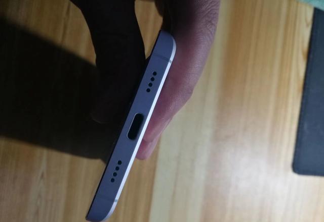 已换全新电池,650元小米5手机开箱