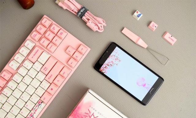一把原本主打日本市场的樱花键盘,在国内如此