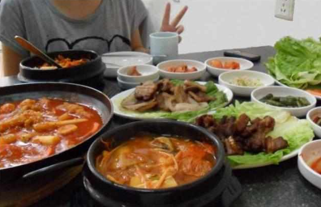 韩国人真的每天都吃泡菜吗?网友:别再被韩剧给
