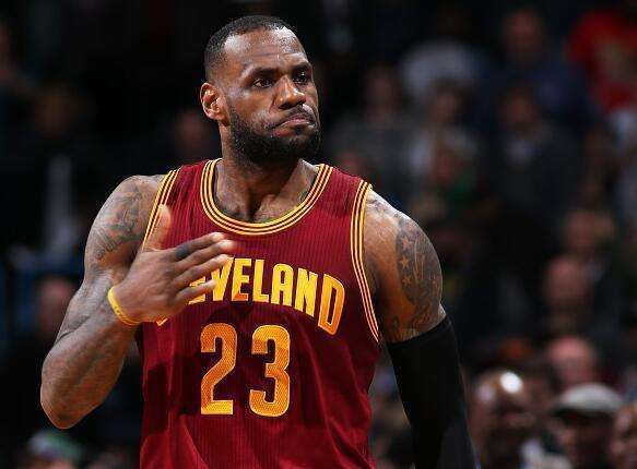 NBA史上5大联盟第一人:科比垫底,詹姆斯第3,第