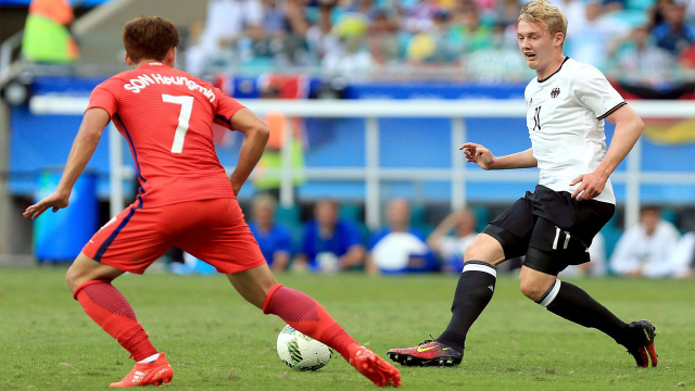 世界杯足球排名_世界杯足球宝贝(3)