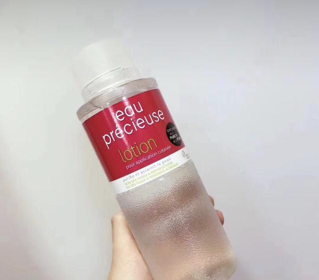 法国珍贵水,补水保湿公认第一,炎热的夏季 祛痘