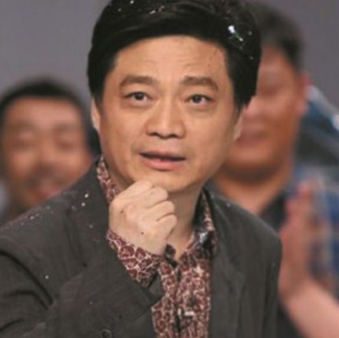 崔永元炮轰事件中,张国立5个字回应,网友:很有