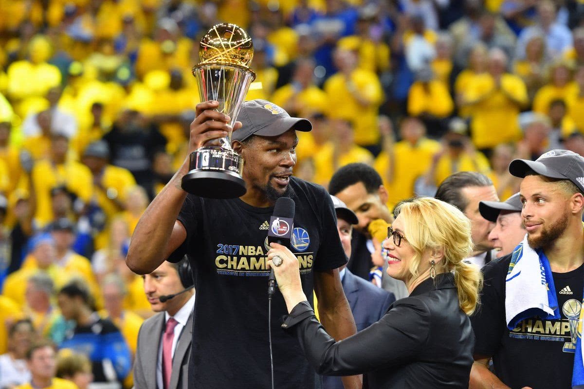 一败再败,库里在场球队狂输30分,没KD和克莱,勇士何时能止损图片