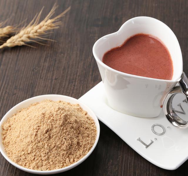 女人过了30岁得靠养,多吃这补气血食物,散发雌