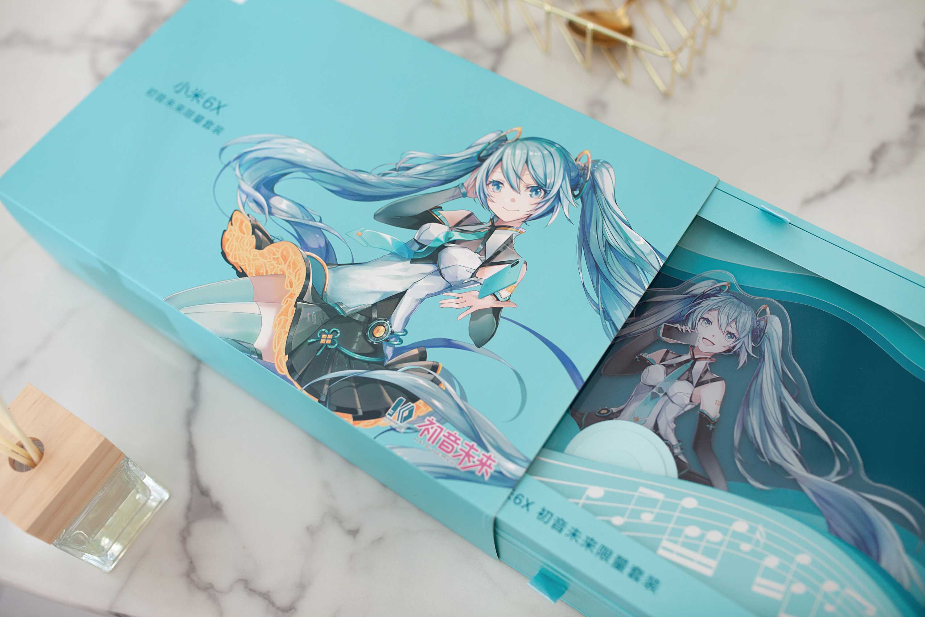 初音未来限定版手机_初音未来歌姬计划2手机版ppsspp_初音未来限定耳机