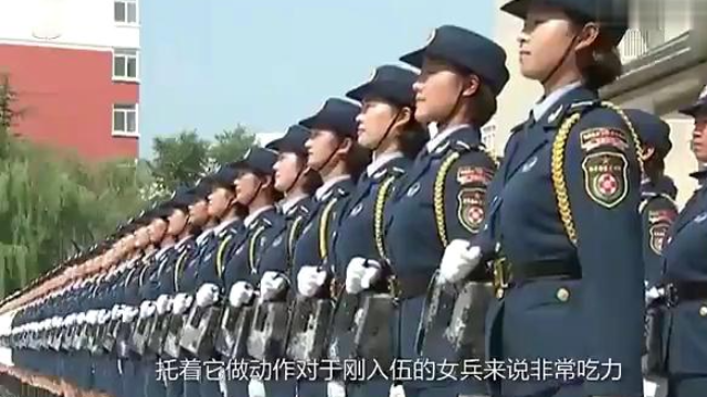 中国三军仪仗队女兵全是大长腿她们可不是只会踢正步