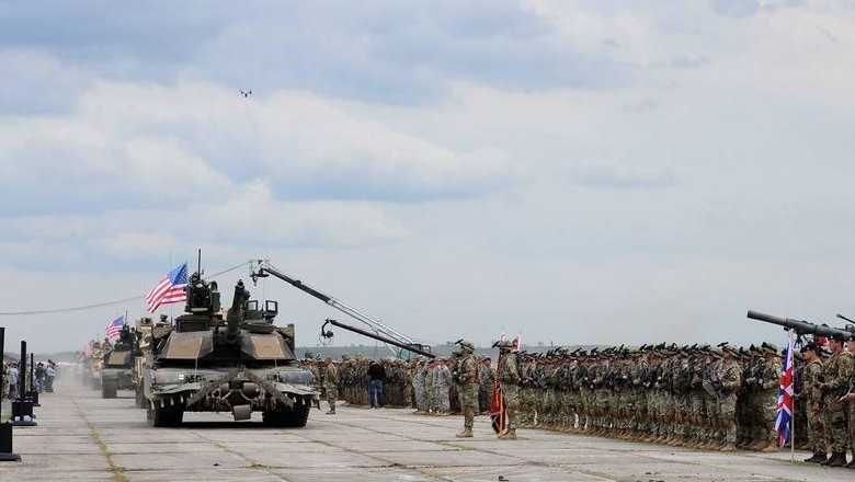 俄罗斯邻国相继沦陷于北约东扩,格鲁吉亚是否