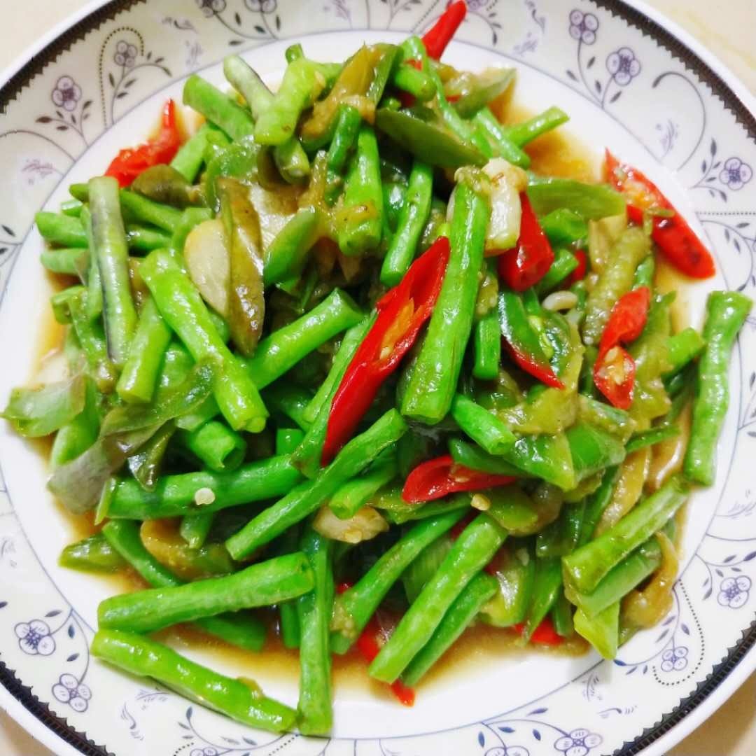 茄子炒豆角的家常做法 豆角烧茄子的做法