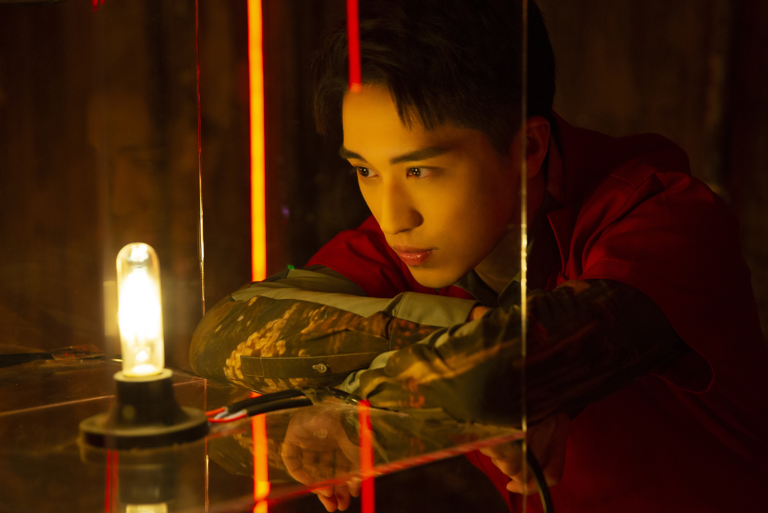 许魏洲紧张备战生日演唱会 媒体探班曝神秘嘉宾