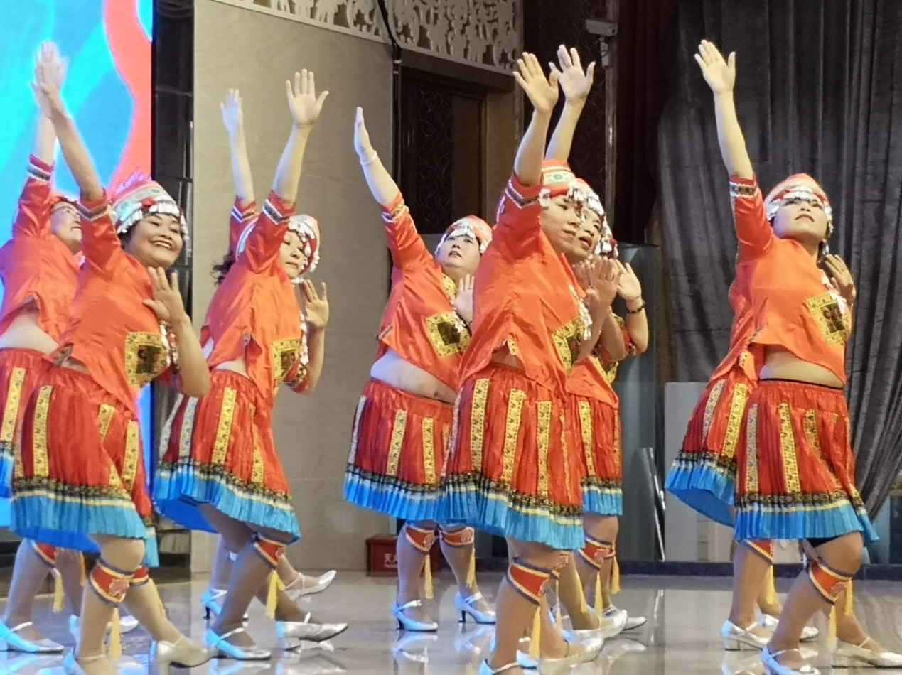 场舞大赛乐山赛区圆满落幕 乐山手拉手舞蹈队