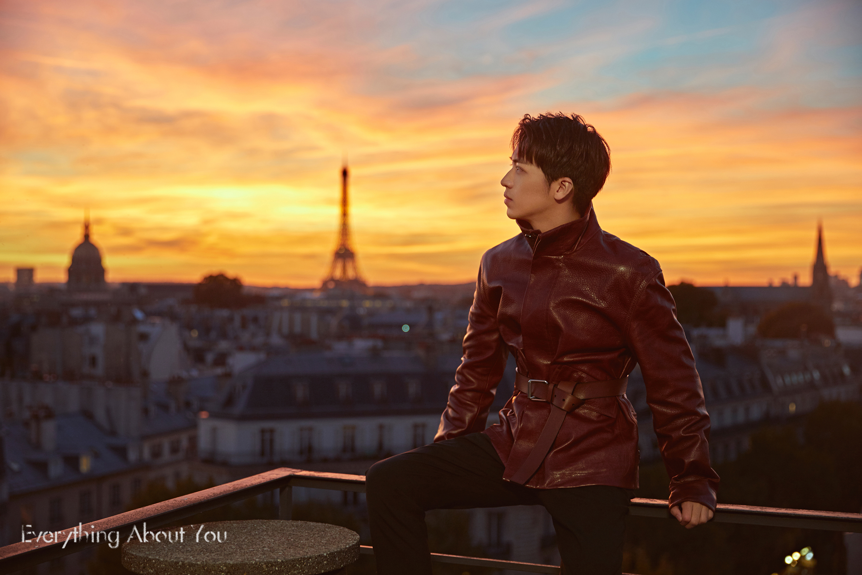 许魏洲全新单曲MV冬日温暖上线 浪漫情歌告白粉丝