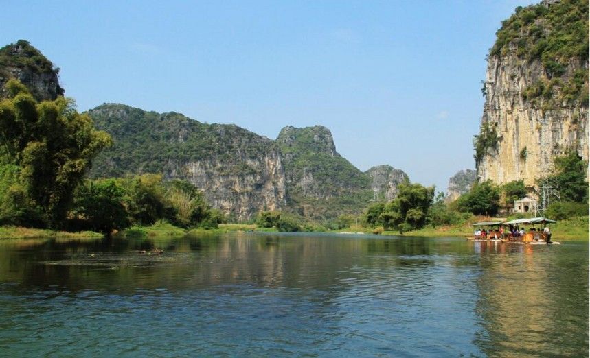 上林三里洋渡景区被誉为小桂林，广西南宁旅游必看的风景