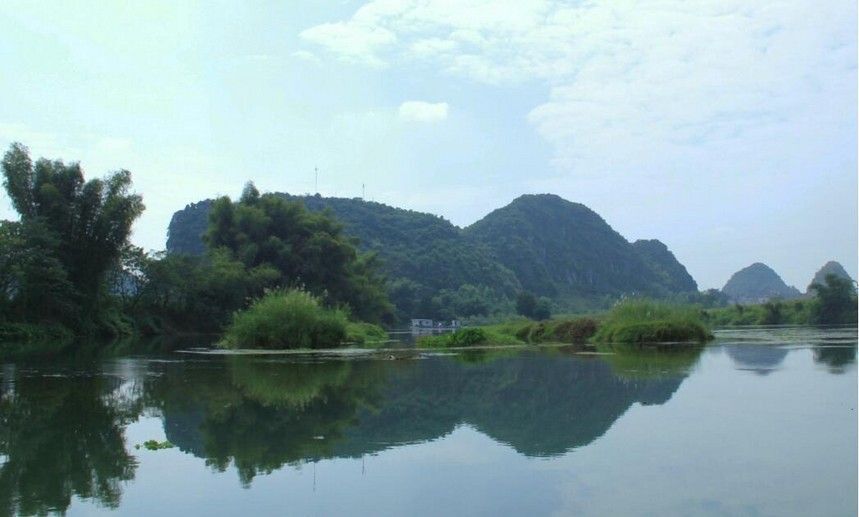 上林三里洋渡景区被誉为小桂林，广西南宁旅游必看的风景