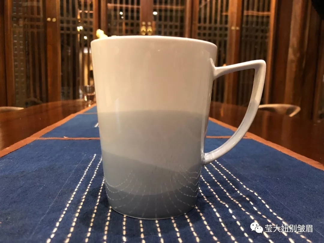 一杯牛奶,晚安
