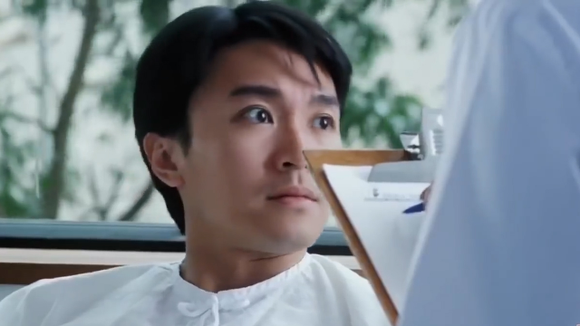 【周星驰】周星星卧底医院，意外戏弄小护士。 《逃学威龙3之龙