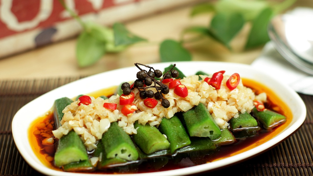 秋葵吃法之凉拌秋葵，做法简单，好吃又营养