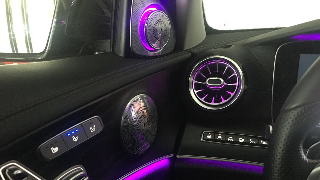 17款奔驰E300改装高级音响大柏林之声23个喇叭震撼