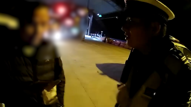 确认过眼神你是我曾抓过的人  男子两次无证驾驶碰到同一交警