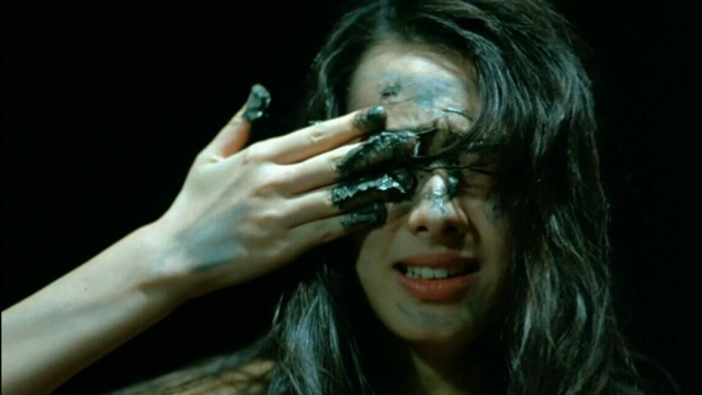 9分钟看恐怖电影《见鬼十法》5个小年轻执着