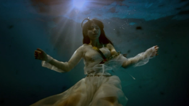 【小莫】宅男加入神秘缉鬼警队，居然爱上女僵尸！《救僵清道夫》