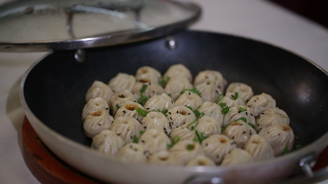 大厨教你在家也能吃上拇指生煎包，又香又营养