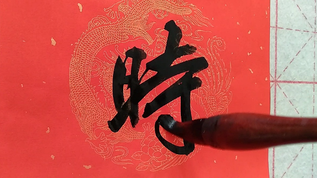 行书对联，好书悟后三更月，良友来时四座春，用笔圆润，张弛有度