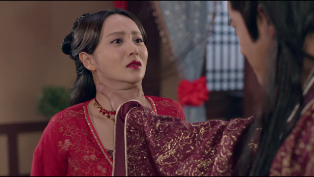 男人把美女侮辱后 竟将她捆绑虐待！太变态了！