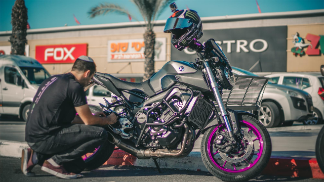 摩托车街车适合长途摩旅吗？老司机告诉你真相！