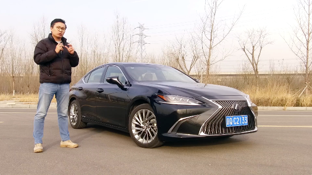 分秒试驾：优雅、节能的混动版才是完全体的雷克萨斯ES300h