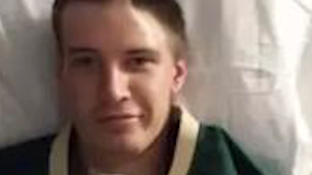 男子四年前和女友分手后抑郁自杀，子弹打在脑袋上，却幸运的生还