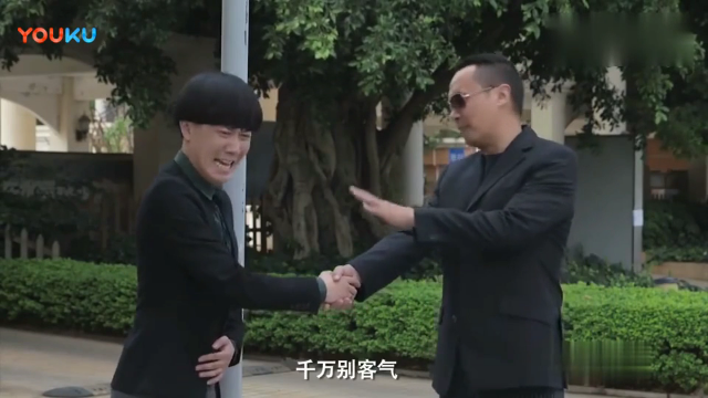 陈翔六点半：蘑菇头感谢老板当年开除自己, 现在才有这样的生活